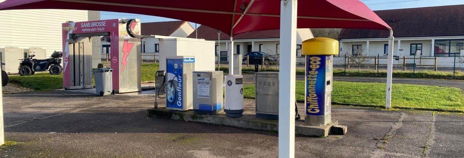 Commerce  1000 m² à vendre à Neufchâteau (88300)