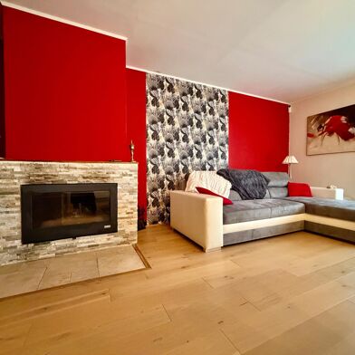 Maison 7 pièces 365990 €