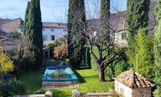 Maison 10 Pièces 438 m² à vendre à Nîmes (30000)