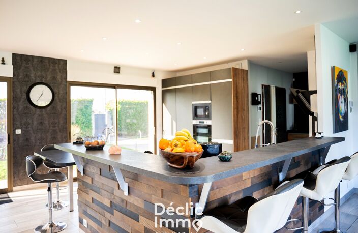 Maison d'Architecte à Saint-Cyr-sur-Loire - 317m² - 4 chambres — photo 5