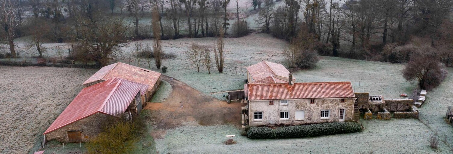 Maison 9 Pièces 193 m² à vendre à Voulmentin (79150)