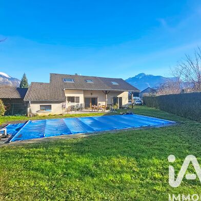 Maison 10 pièces 650000 €