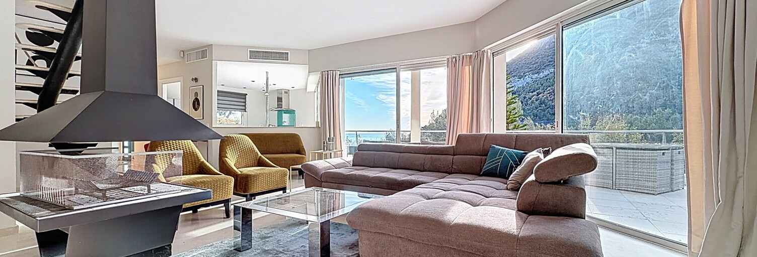 Maison 4 Pièces 147 m² à vendre à Roquebrune-Cap-Martin (06190)