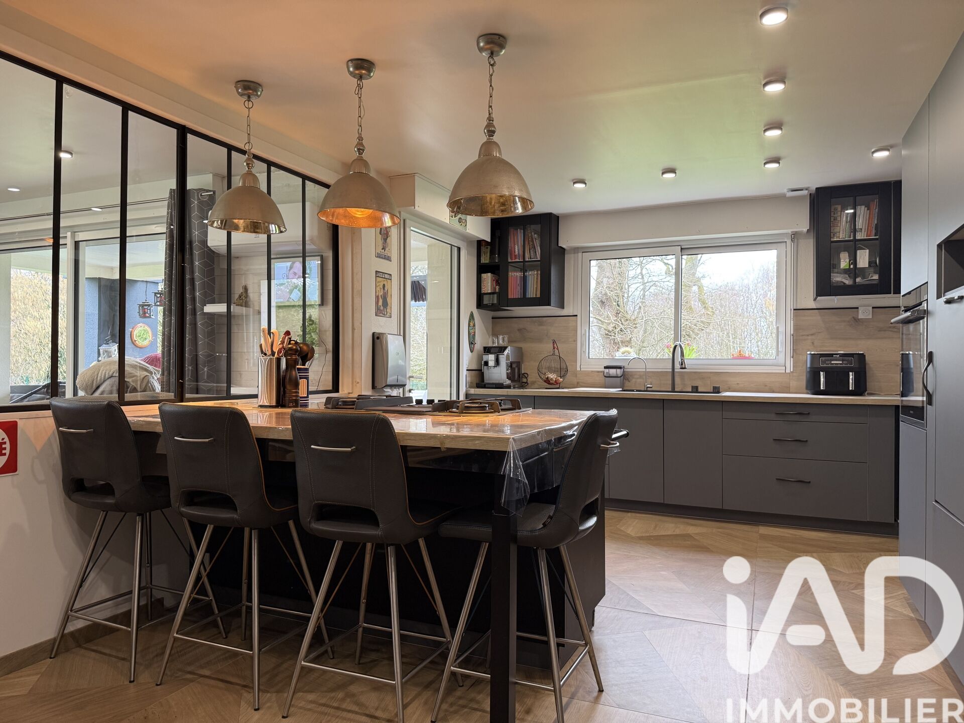 Vente Maison/villa 8 pièces - Photo 2