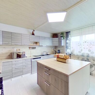 Maison 9 pièces 214000 €