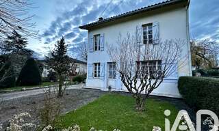 Maison 5 Pièces 139 m² à vendre à Mouliets-et-Villemartin (33350)