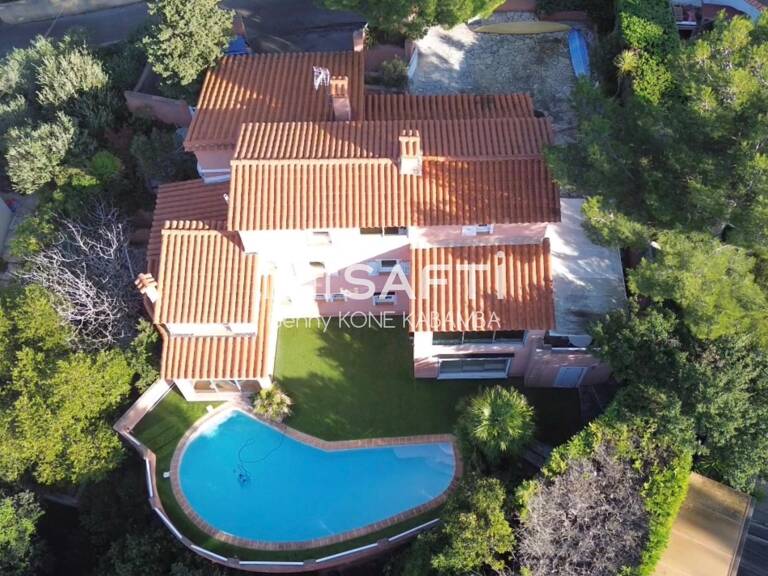 RARE sur quartier de Fabregas. 171 M2/ 1950 M2. — photo 1