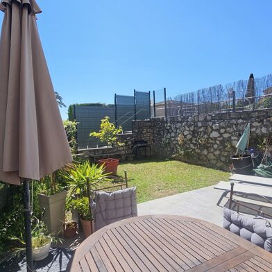 Appartement 4 pièces 378000 €