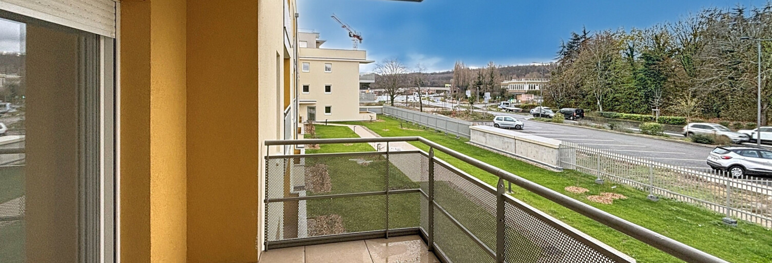 Appartement 1 Pièce 32 m² à louer à Villefontaine (38090)