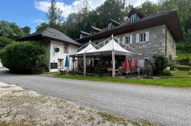 Commerce  1855000 €