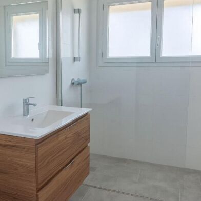 Appartement 4 pièces 950 €