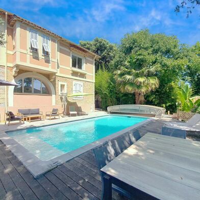 Maison 8 pièces 1095000 €