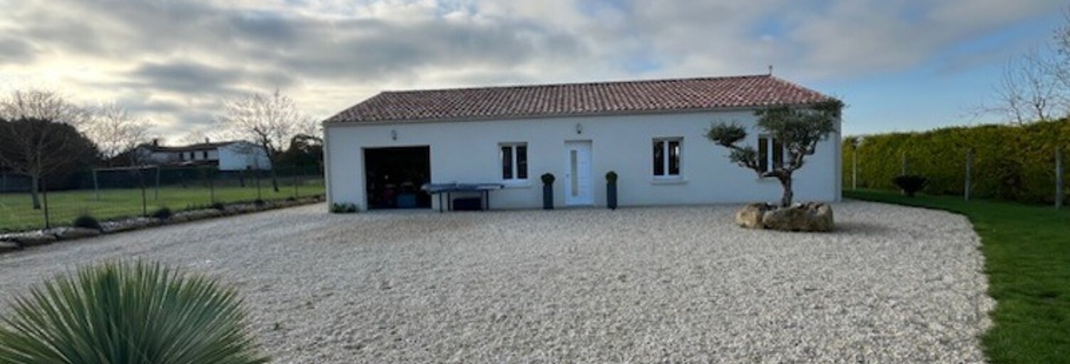 Maison 5 Pièces 112 m² à vendre à Saint-Jean-d'Angély (17400)