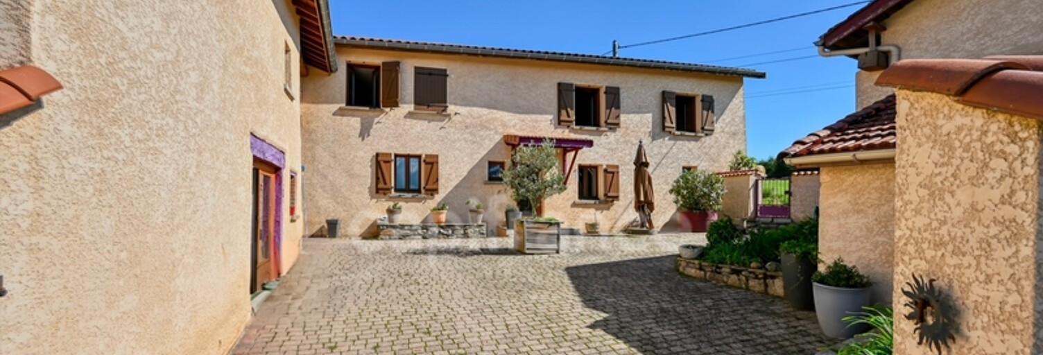 Maison 6 Pièces 193 m² à vendre à Virigneux (42140)
