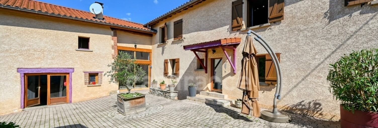 Maison 6 Pièces 193 m² à vendre à Virigneux (42140)