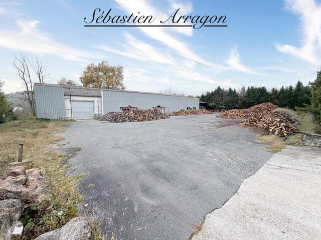 Bâtiment commercial 1 000 m² – Terrain 4 000 m² – Accès rocade – 30 min d’Agen – Villeneuve-sur-Lot(47) — photo du bien