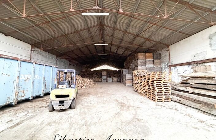 Bâtiment commercial 1 000 m² – Terrain 4 000 m² – Accès rocade – 30 min d’Agen – Villeneuve-sur-Lot(47) — photo 3