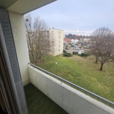 Appartement 3 pièces 1025 €