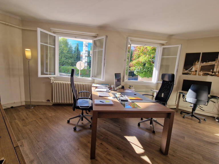 T2 - 58 m2 - QUARTIER MONPLAISIR - — photo 1
