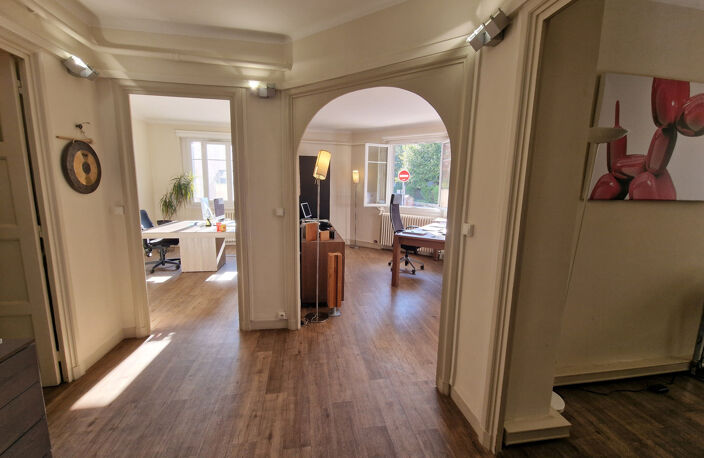 T2 - 58 m2 - QUARTIER MONPLAISIR - — photo 2