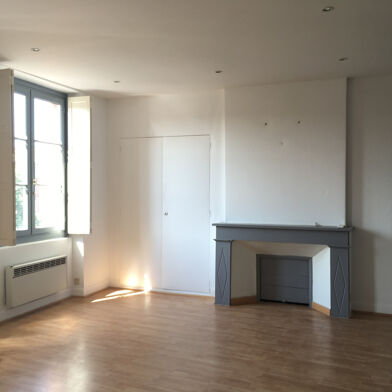 Appartement 4 pièces 1642 €