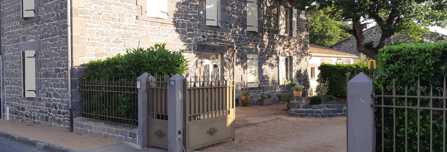 Maison 6 Pièces 192 m² à vendre à Saint-Ignat (63720)