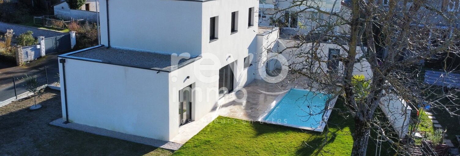 Maison 5 Pièces 112 m² à vendre à Saint-Jean-de-Thurigneux (01390)