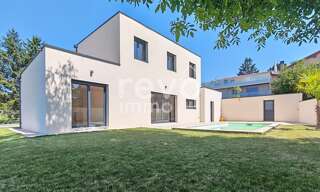 Maison 5 Pièces 112 m² à vendre à Saint-Jean-de-Thurigneux (01390)