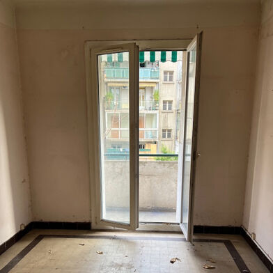 Appartement 3 pièces 138000 €