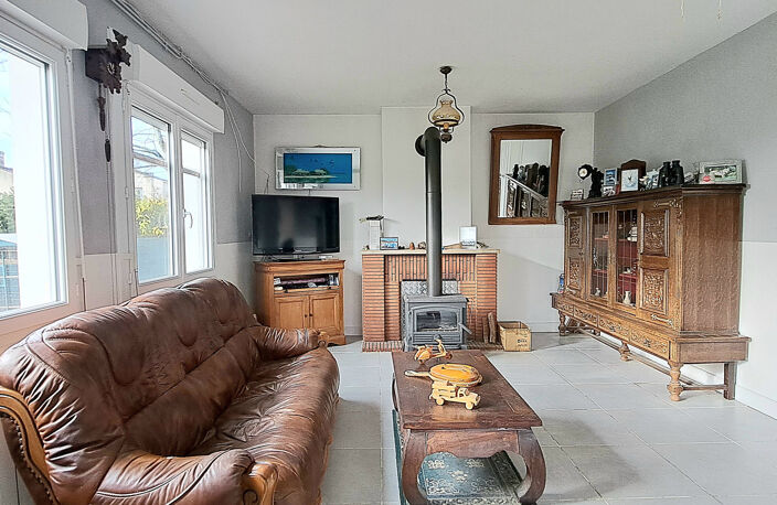 MAISON EN PIERRE MOELLON 5 PIECES 97m2 + GARAGE + CHAIS - BO — photo 2