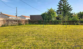 Terrain  785 m² à vendre à Tiffauges (85130)