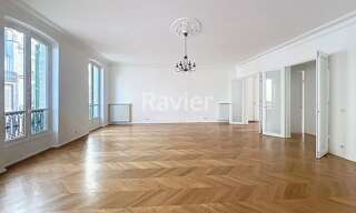 Appartement 6 Pièces 249 m² à louer à Paris 8 (75008)