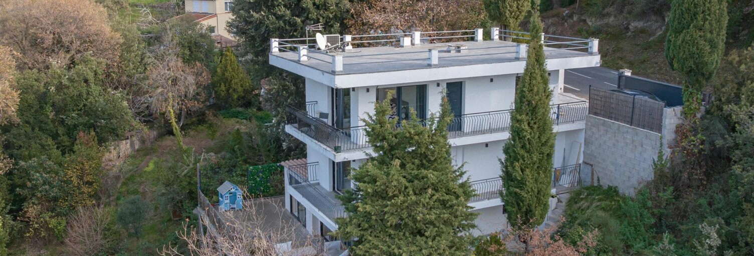 Maison 5 Pièces 144 m² à vendre à Cagnes-sur-Mer (06800)