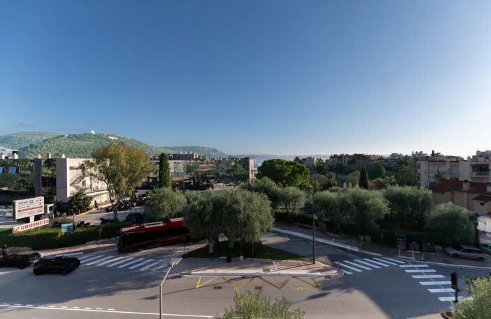 Cimiez / Rimiez :  3 pièces  , terrasse , parking, vue dégagée — photo 2