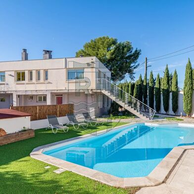 Appartement 6 pièces 695000 €