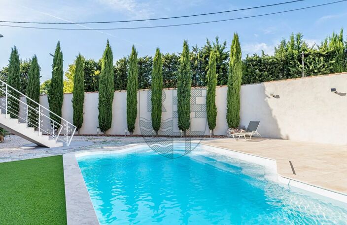 LES TROIS LUCS - DUPLEX AVEC JARDIN ET PISCINE — photo 2