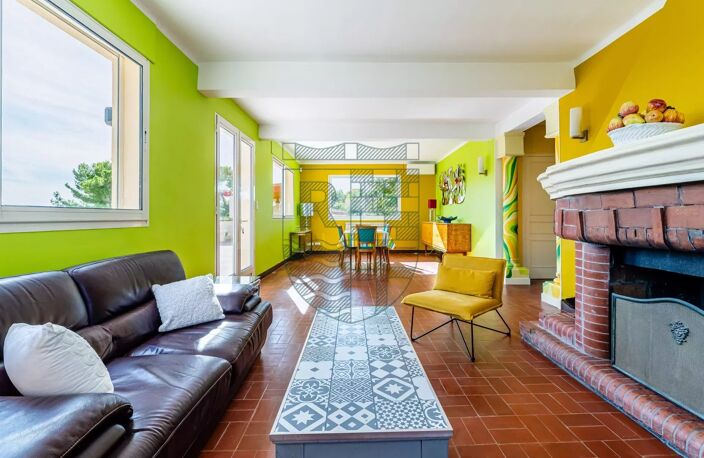 LES TROIS LUCS - DUPLEX AVEC JARDIN ET PISCINE — photo 3