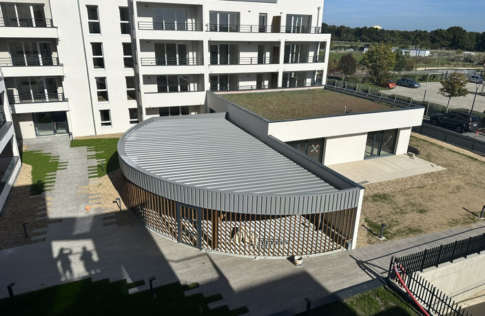 LOCAL PROFESSIONNEL  NEUF A VENDRE ANGERS — photo 3