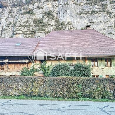 Maison 10 pièces 495000 €