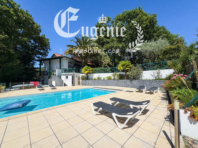 Belle Contemporaine de 220M² + Piscine + Parc de 2175M² + Cuisine d'été Couverte — photo du bien