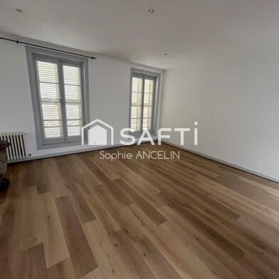 Appartement 4 pièces 870 €