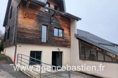 Maison 5 pièces 3200 €