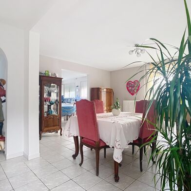 Maison 5 pièces 349000 €