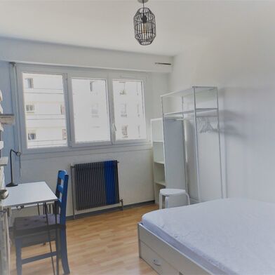 Appartement 5 pièces 179000 €