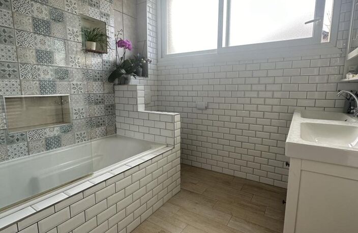 FONTAINE PROCHE DIGUE ET AU CALME MAISON INDIVIDUELLE DE 240 M² — photo 5