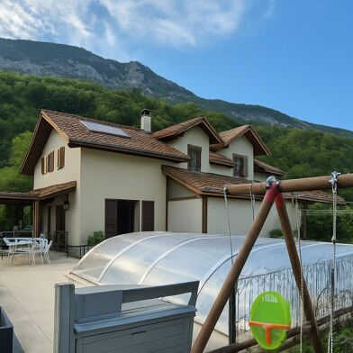 Maison 7 pièces 520000 €