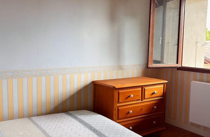 Sur les hauteurs de Claix, bâtisse ancienne de 170 m² habitabl — photo 2