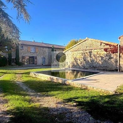 Maison 9 pièces 660000 €