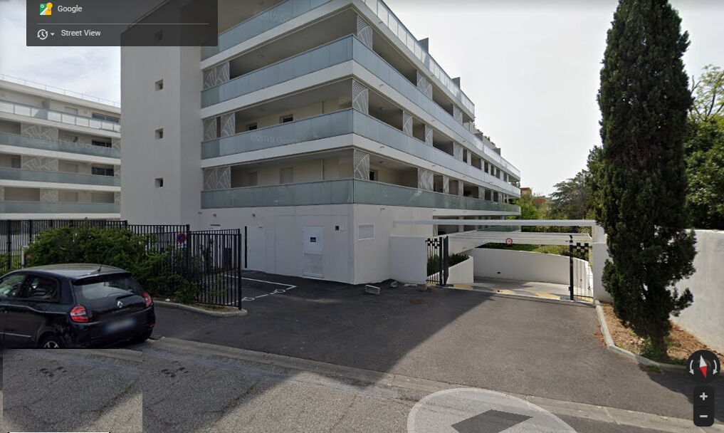Parking  à louer Marseille 8eme 13008