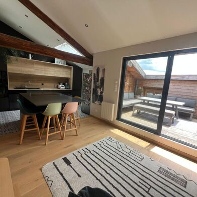 Appartement 6 pièces 344000 €